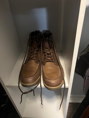 GBX Brown Leather Chukka Boots